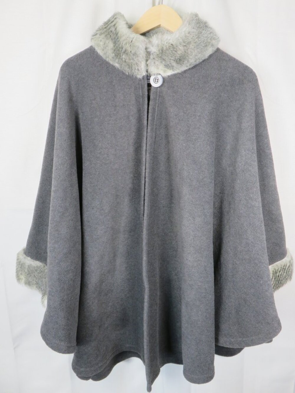 Parkhurst Desmona Fleece Cape OS Gray Marble Fox Faux Fur Luxury NWT VTG Parka